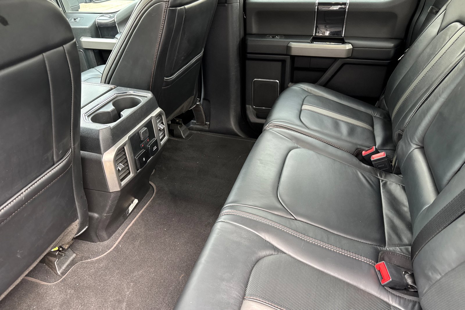 Certified 2021 Ford F250 Platinum w/ FX4 Off-Road Package image 12