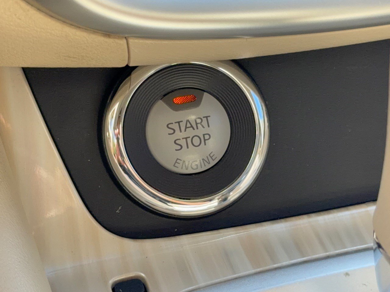 Used 2018 Nissan Murano SV w/ Premium Package FWD image 20