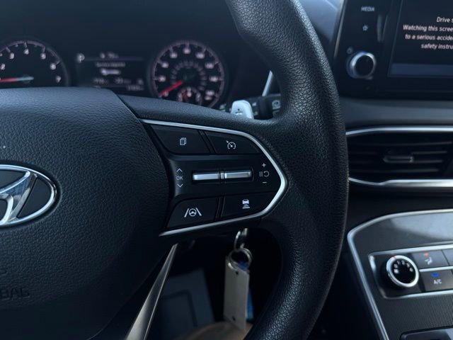 Used 2023 Hyundai Santa Fe SE image 24
