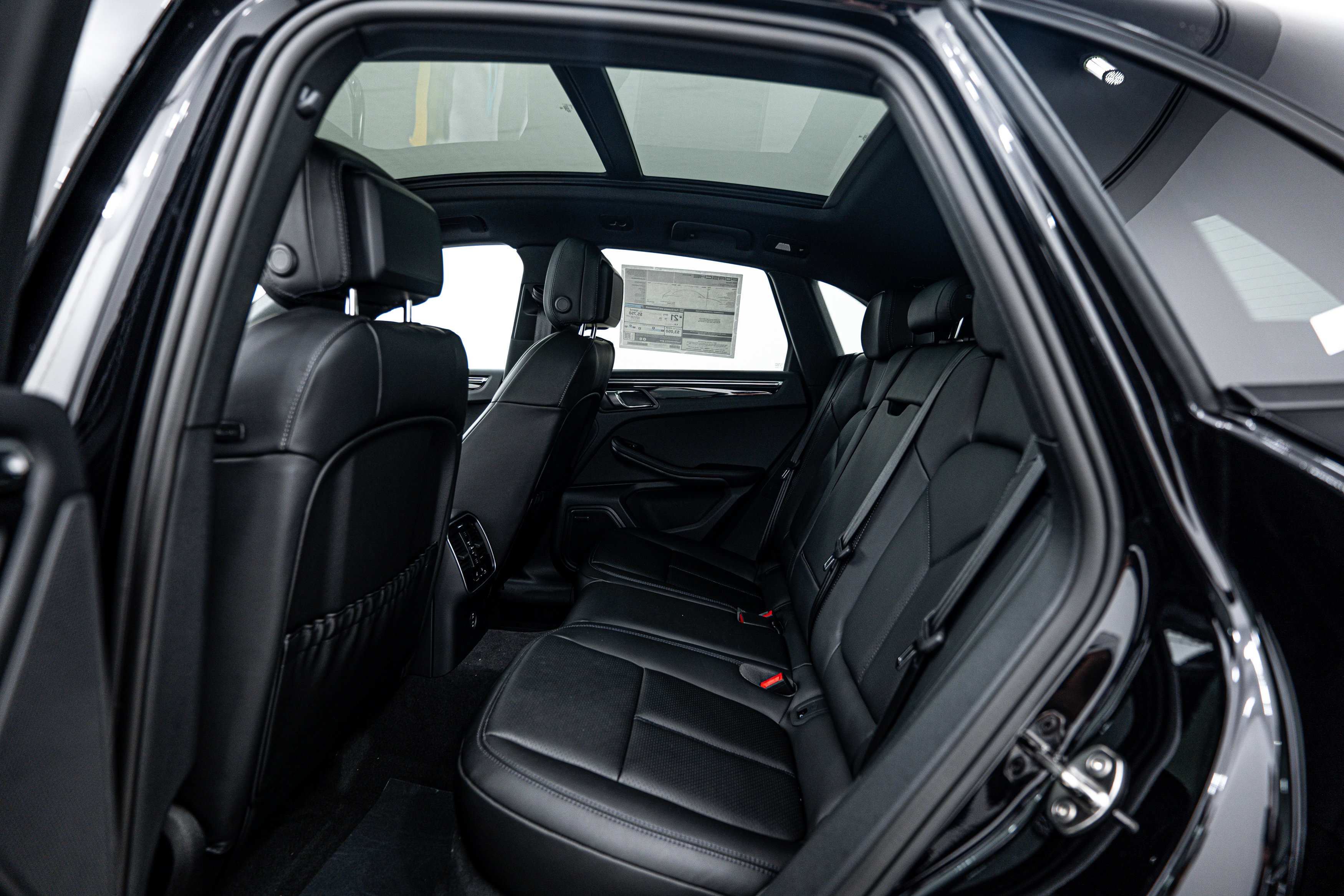 New 2025 Porsche Macan image 21