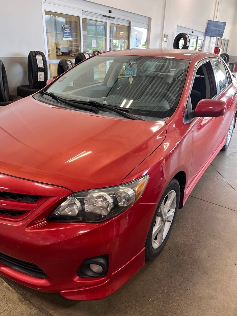 Used 2013 Toyota Corolla S FWD video 1