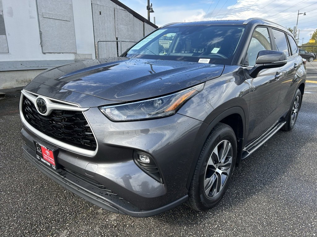 Certified 2024 Toyota Highlander XLE