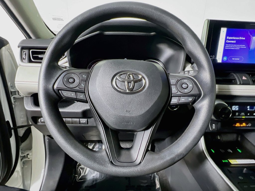 Used 2024 Toyota RAV4 XLE w/ Convenience Package FWD image 15