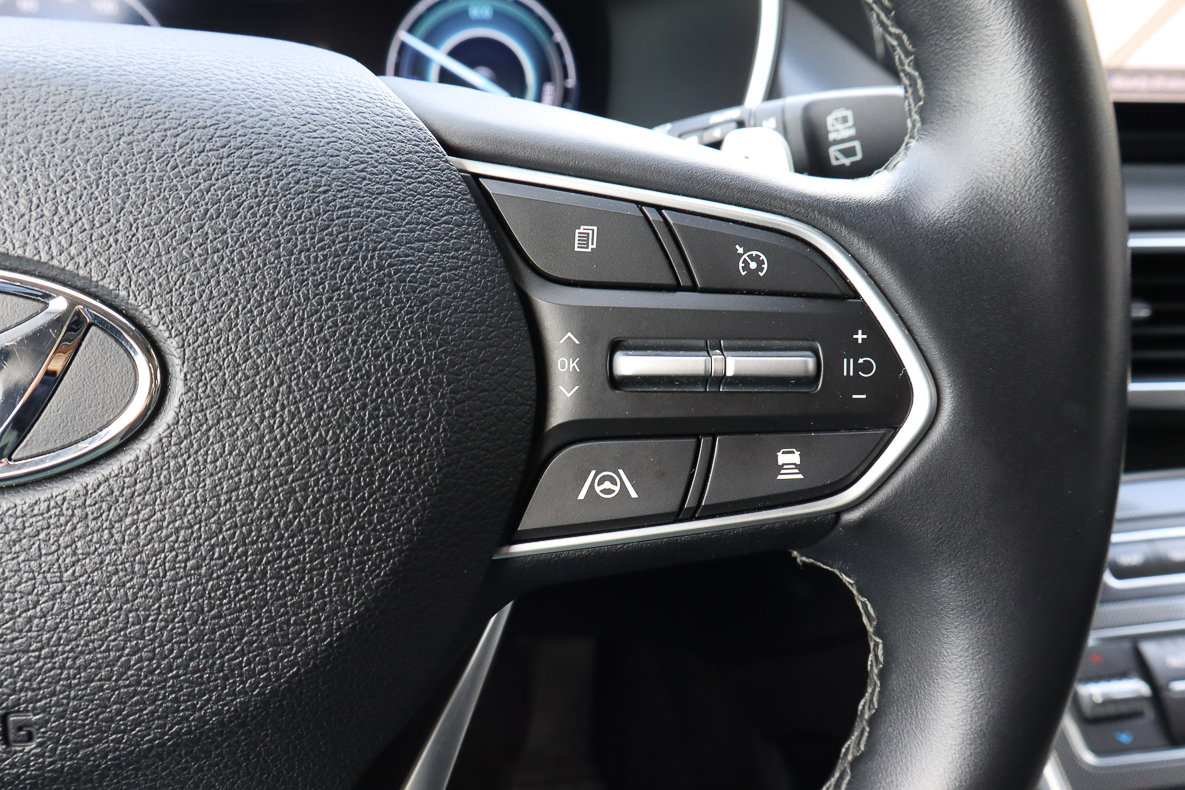 Used 2023 Hyundai Santa Fe Limited image 32