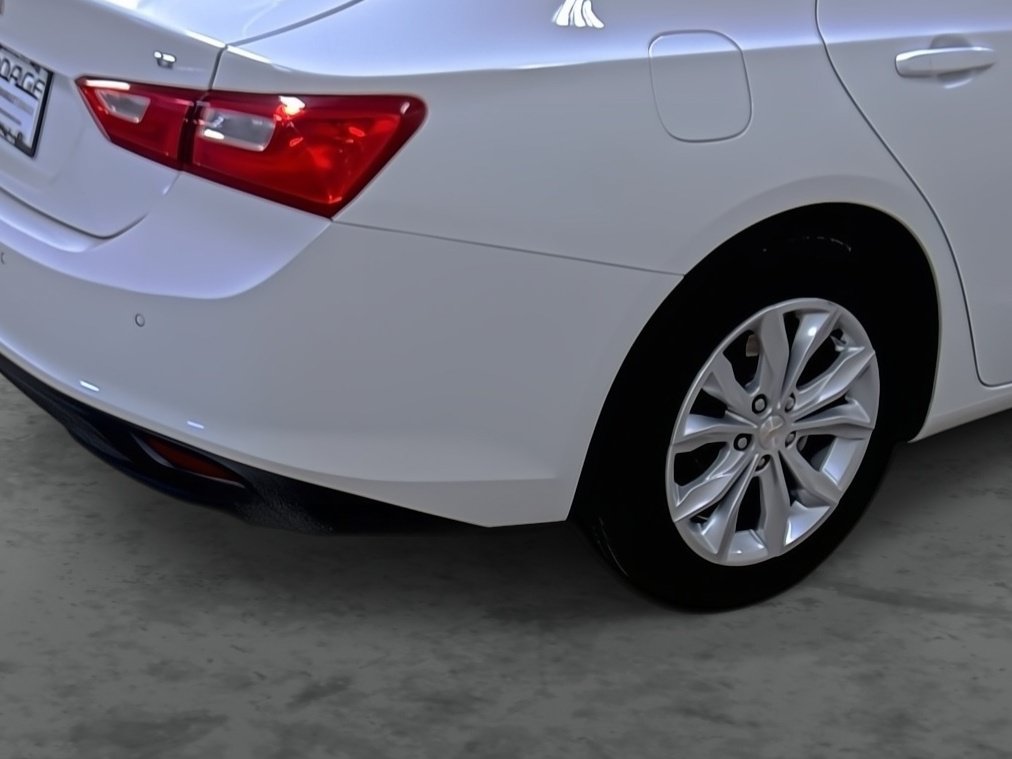 Used 2024 Chevrolet Malibu LT FWD image 12