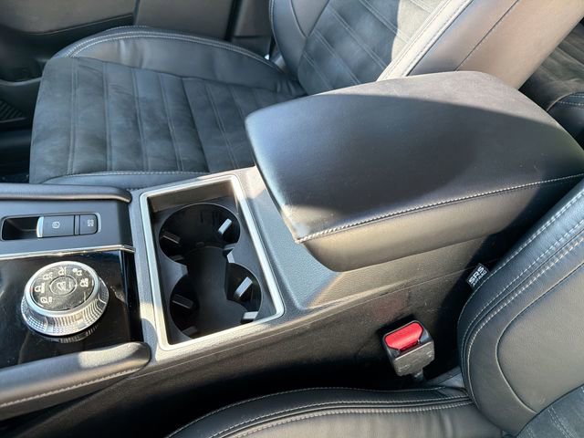 Used 2022 Mitsubishi Outlander SE image 23