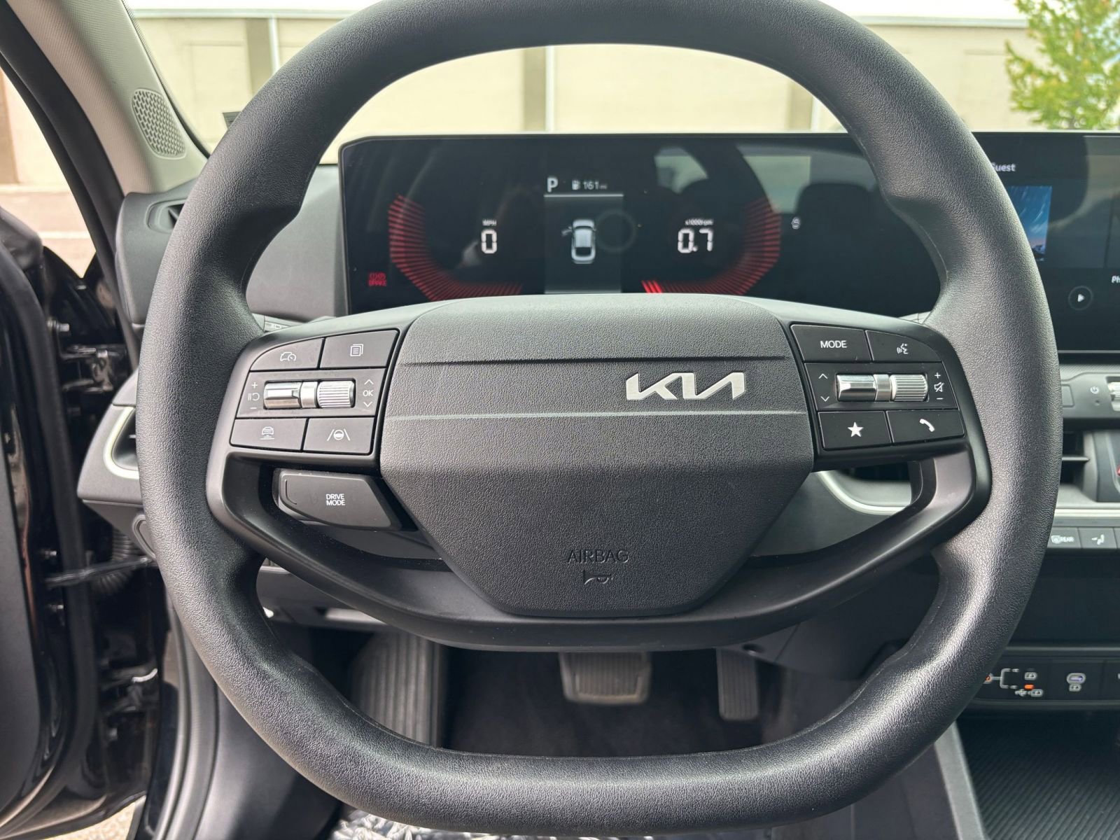 Used 2025 Kia K4 FWD image 28