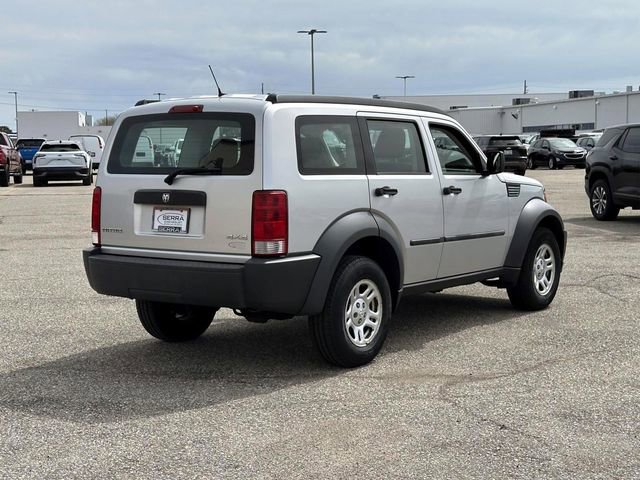 Used 2008 Dodge Nitro SXT image 7