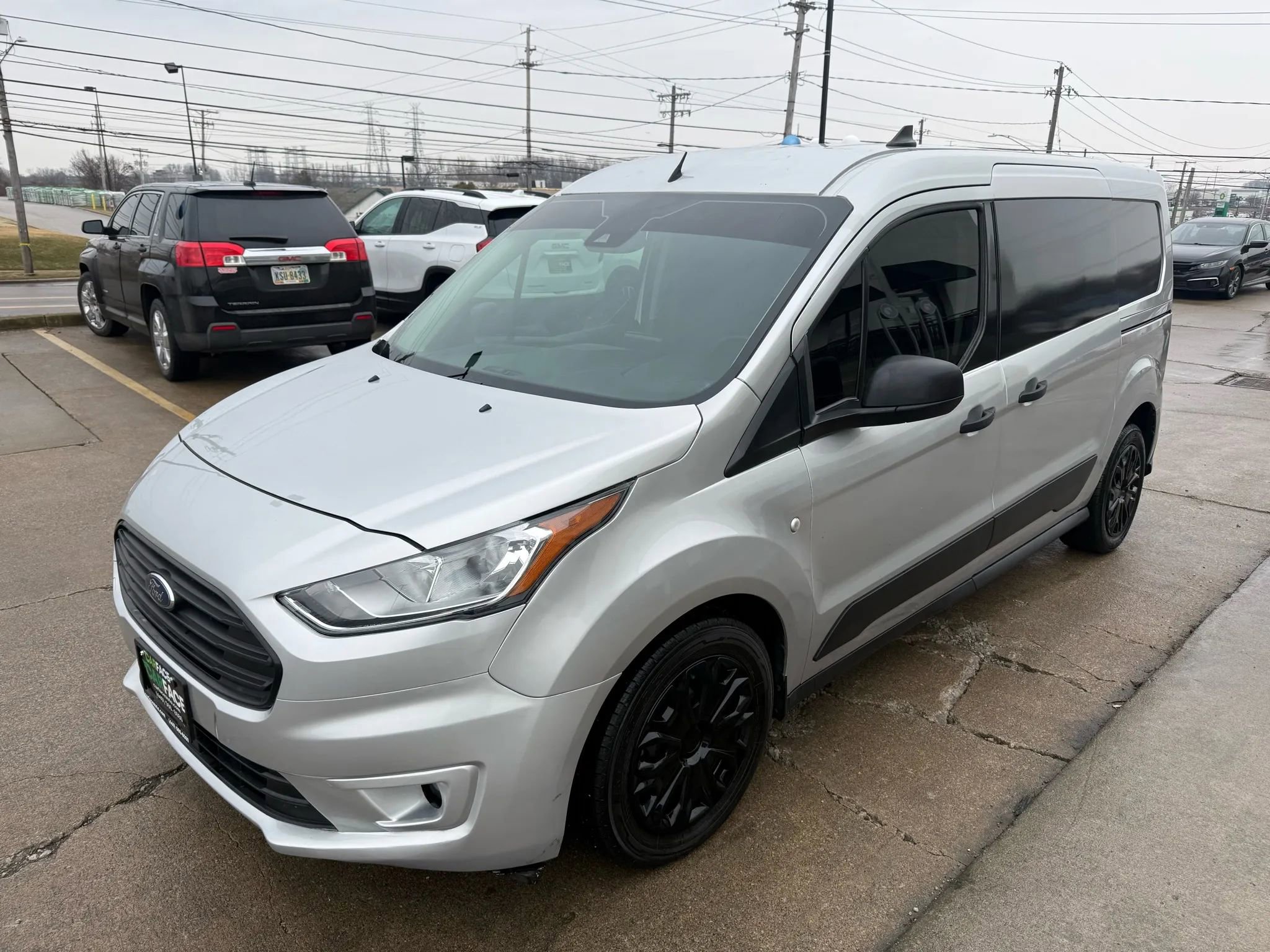 Used 2022 Ford Transit Connect XLT image 5
