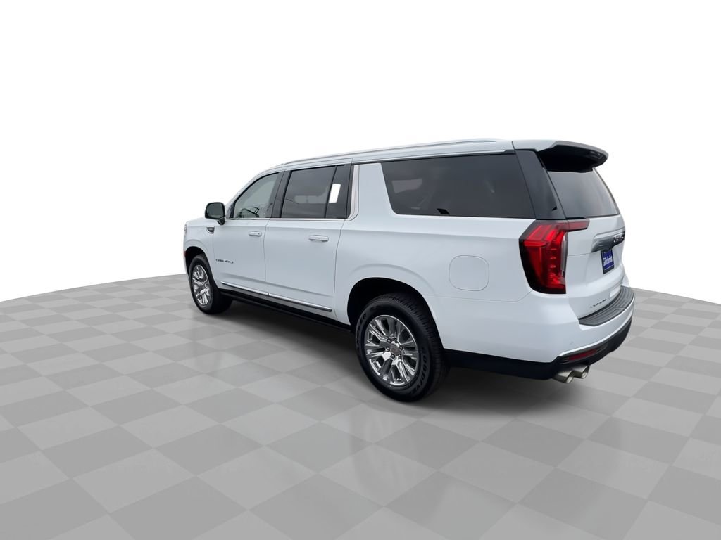 Used 2022 GMC Yukon XL Denali image 6