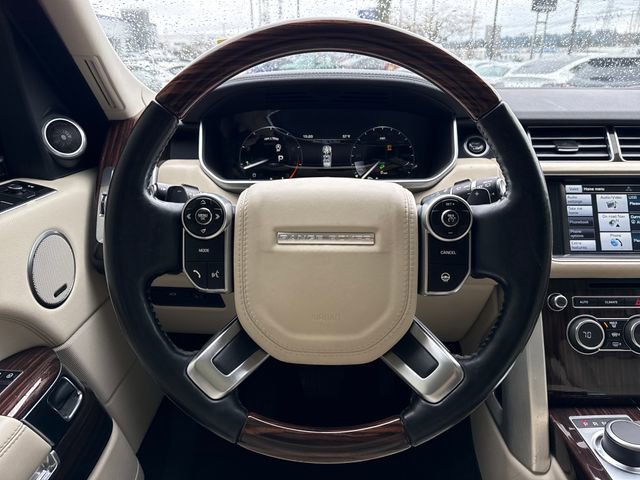 Used 2014 Land Rover Range Rover HSE image 20
