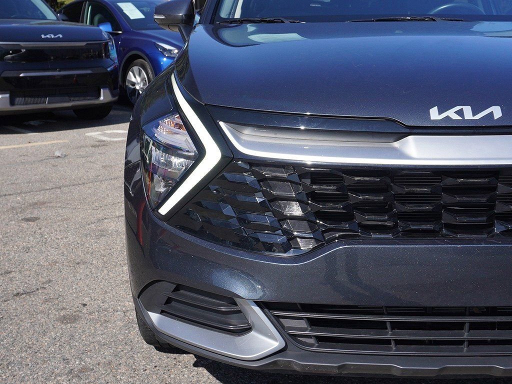 Used 2023 Kia Sportage EX image 13