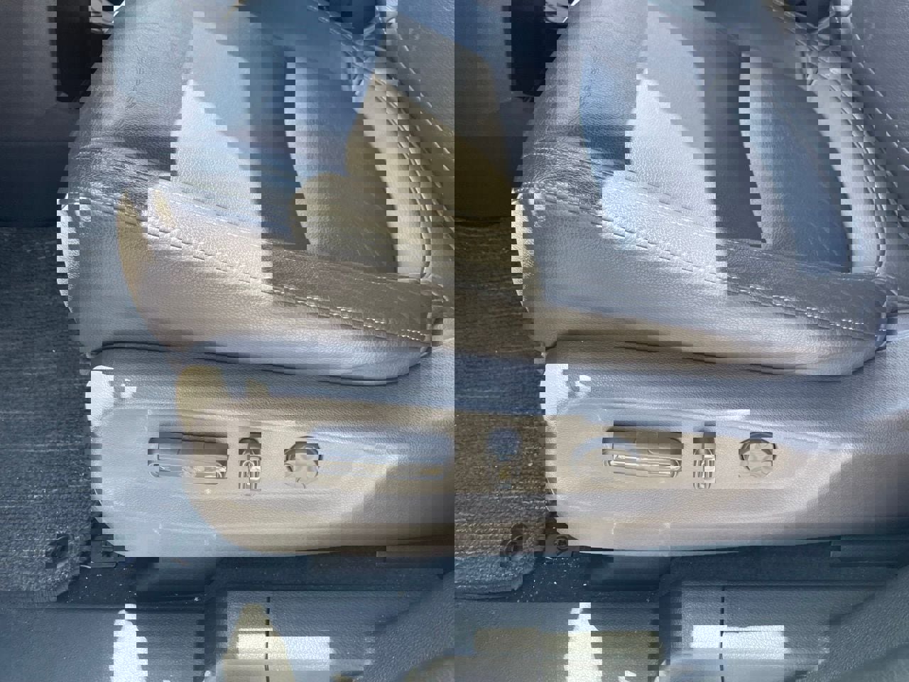 Used 2023 Honda Odyssey EX-L image 6