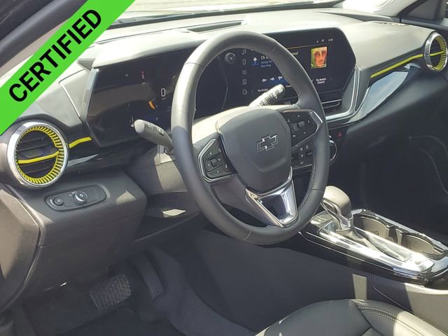 Certified 2025 Chevrolet Trax ACTIV w/ Driver Confidence Package FWD image 11
