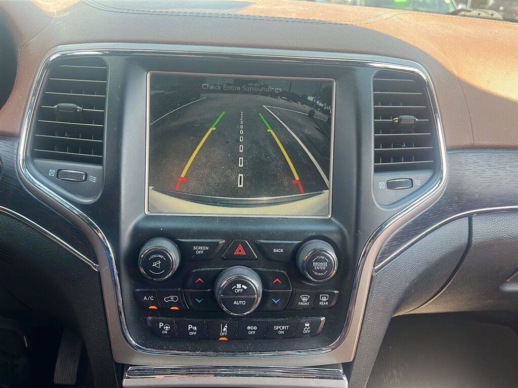 Used 2017 Jeep Grand Cherokee Summit w/ Platinum Series Group AWD/4WD image 23