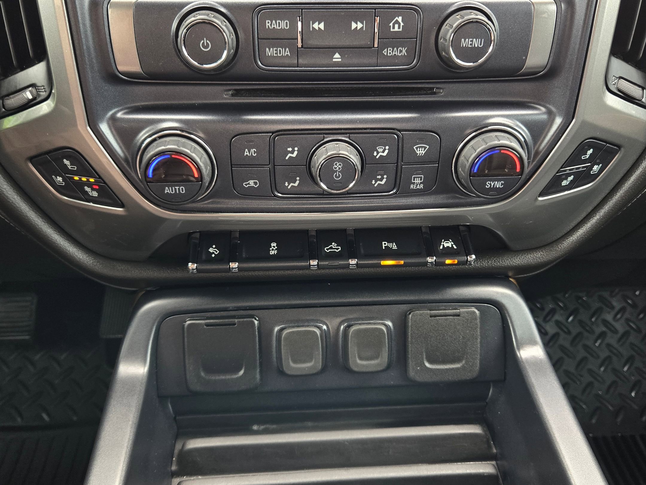 Used 2018 Chevrolet Silverado 1500 LTZ w/ Texas Edition image 30