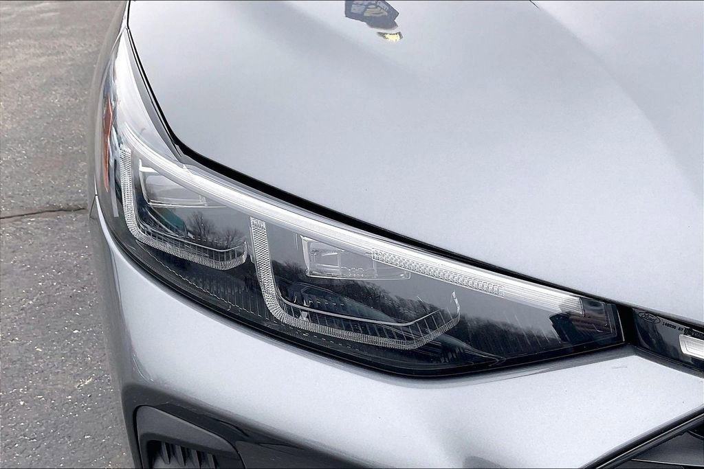 Used 2024 Ford Escape Platinum image 32