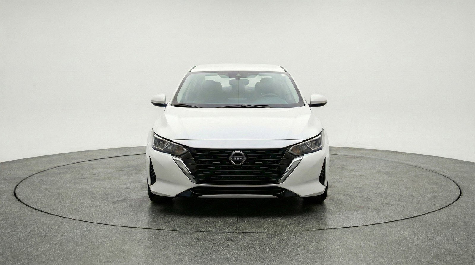 Used 2025 Nissan Sentra S image 2