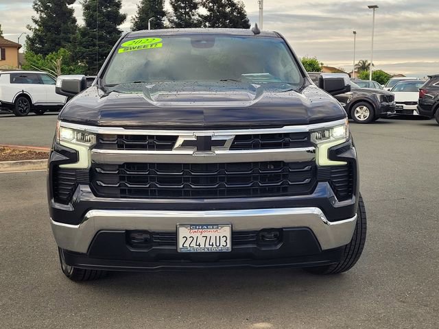 Used 2022 Chevrolet Silverado 1500 LT AWD/4WD image 2
