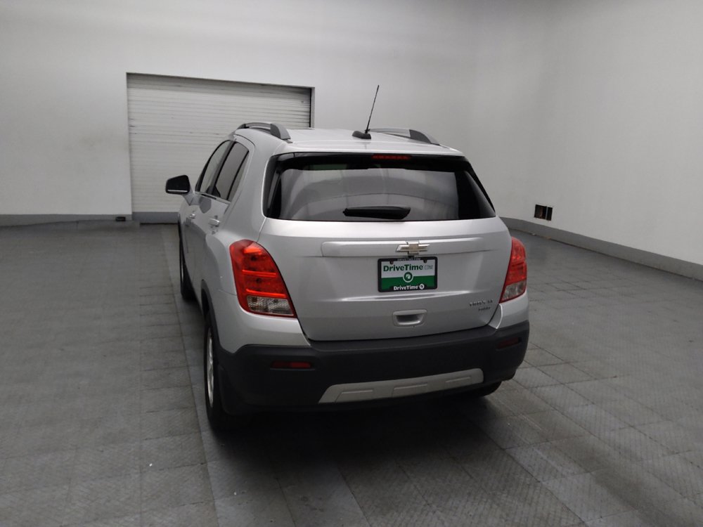 Used 2016 Chevrolet Trax LT w/ LT Sun and Sound Package AWD/4WD image 6