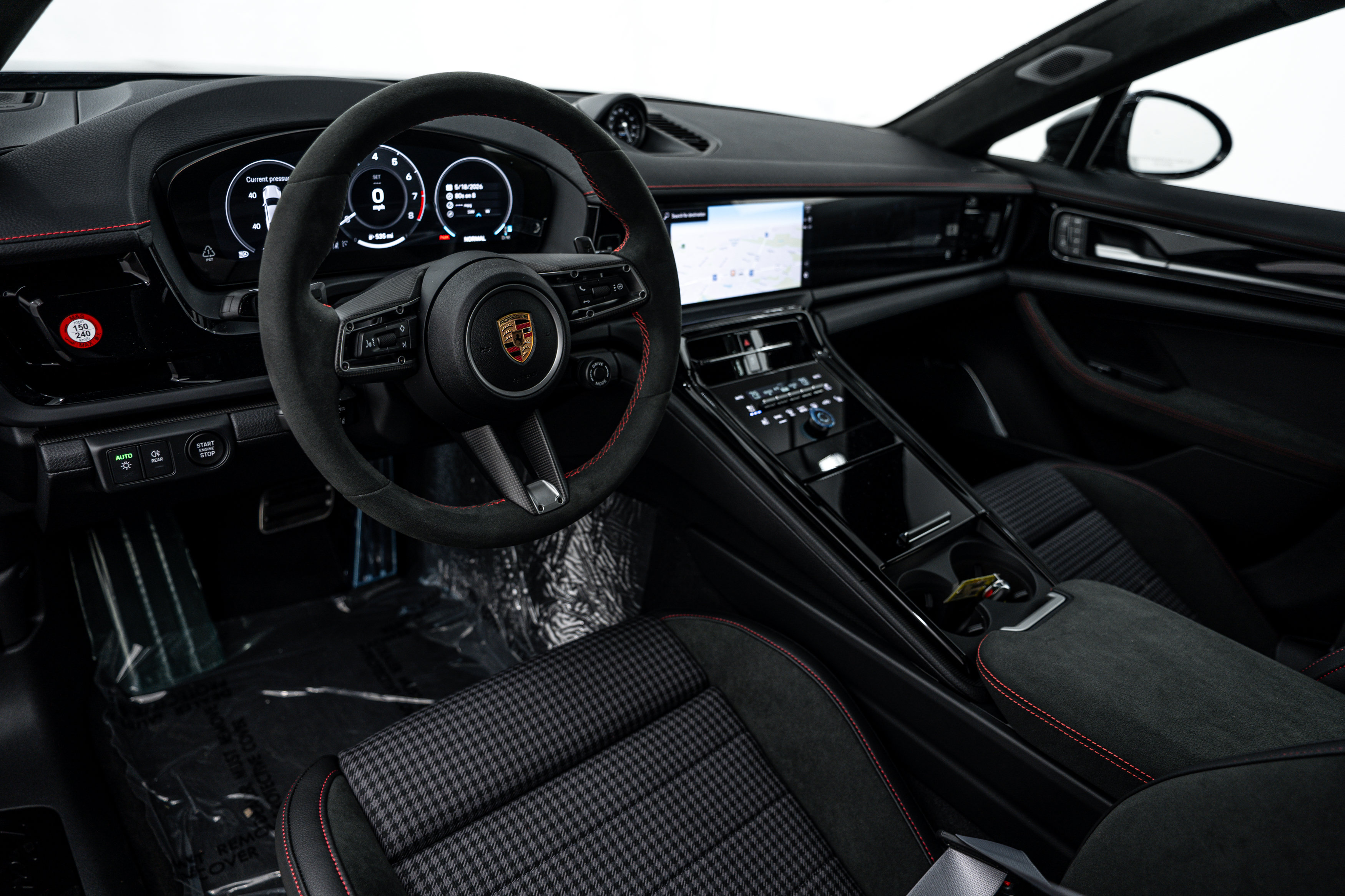 New 2026 Porsche Panamera GTS AWD/4WD image 4