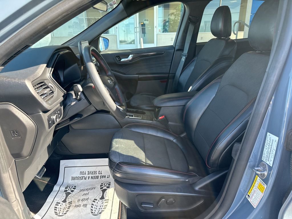 Used 2023 Ford Escape ST-Line image 10