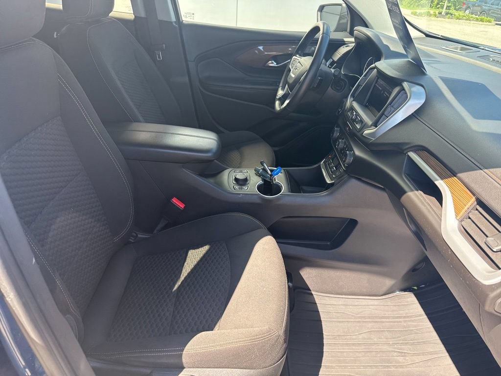 Used 2020 GMC Terrain SLE w/ Driver Convenience Package FWD image 34