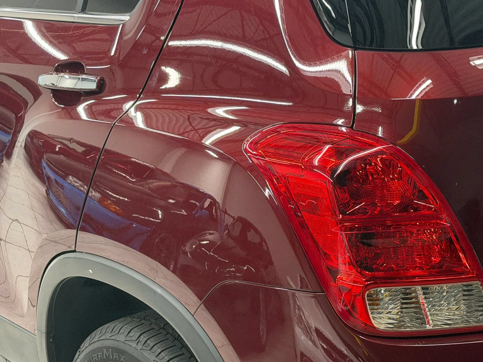 Used 2016 Chevrolet Trax LTZ AWD/4WD image 12