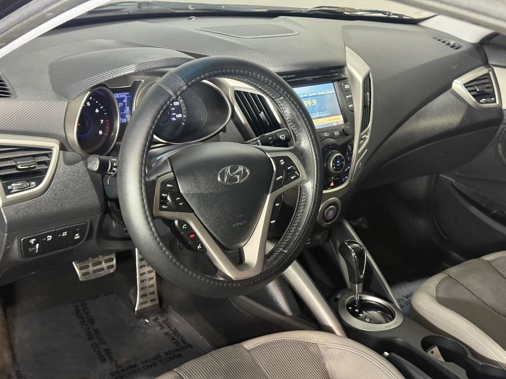 Used 2012 Hyundai Veloster w/ Style Pkg FWD image 22
