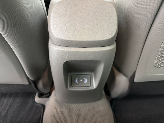 Used 2024 Hyundai Elantra SEL w/ Convenience Package image 33