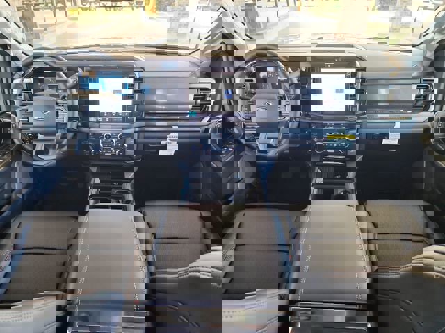 New 2026 Ford F350 Lariat image 19