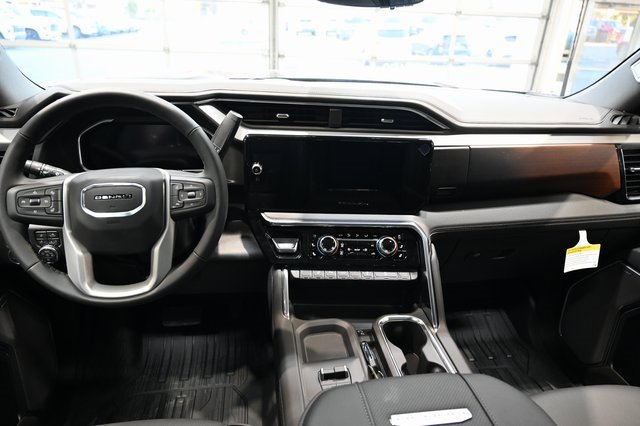 New 2026 GMC Sierra 2500 Denali w/ Denali Reserve Package image 15