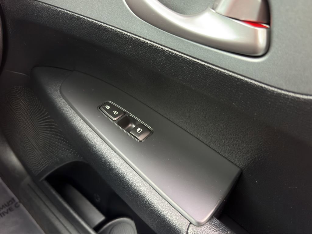 Used 2020 Kia Forte LXS FWD image 14