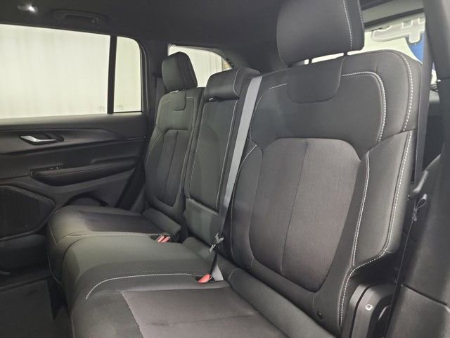 New 2025 Jeep Grand Cherokee Laredo X w/ Luxury Tech Group I image 35