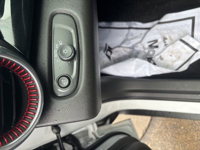 Used 2024 Chevrolet Trax RS w/ Sunroof Package image 20