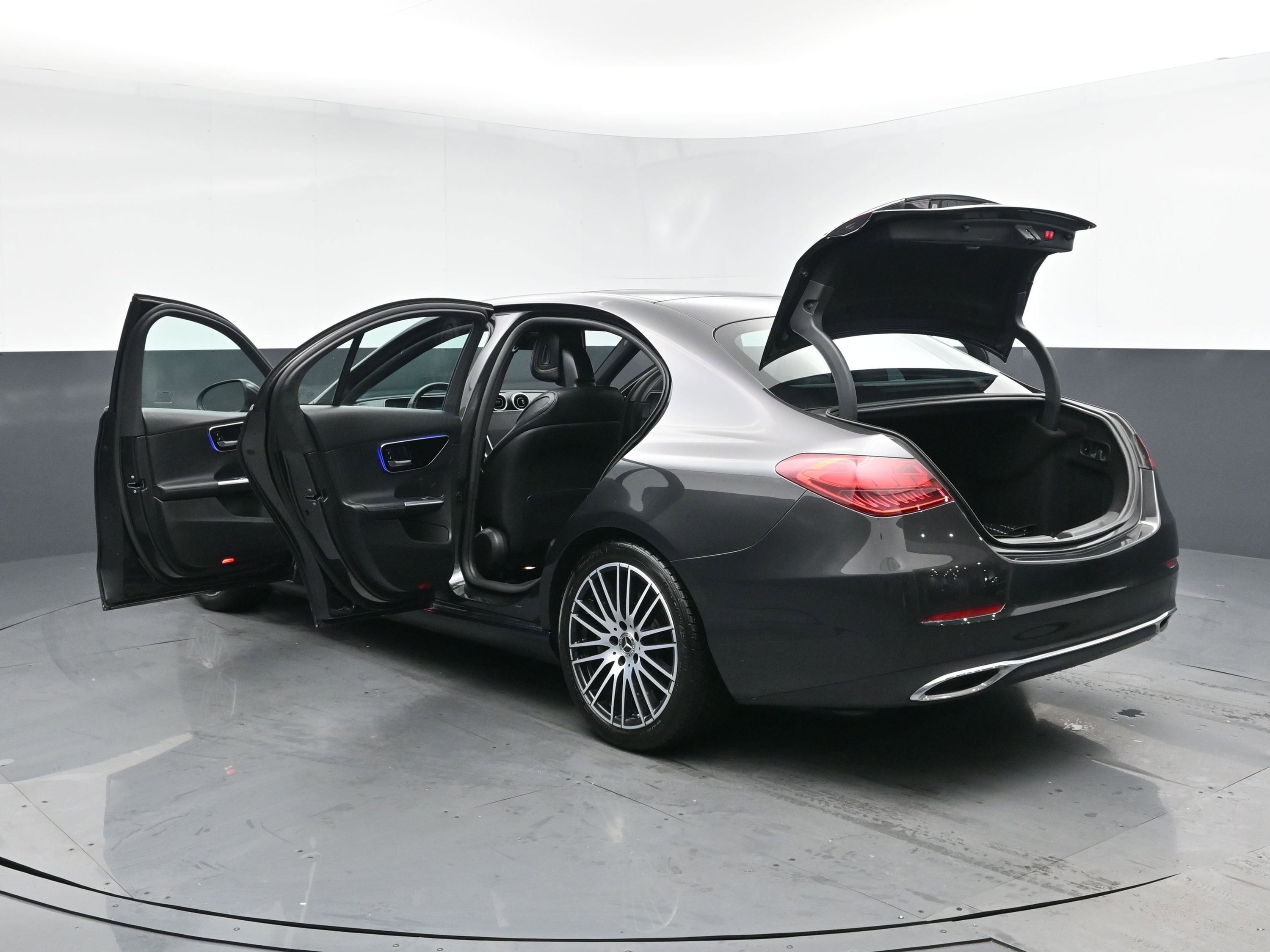 Used 2022 Mercedes-Benz C 300 4MATIC Sedan image 32