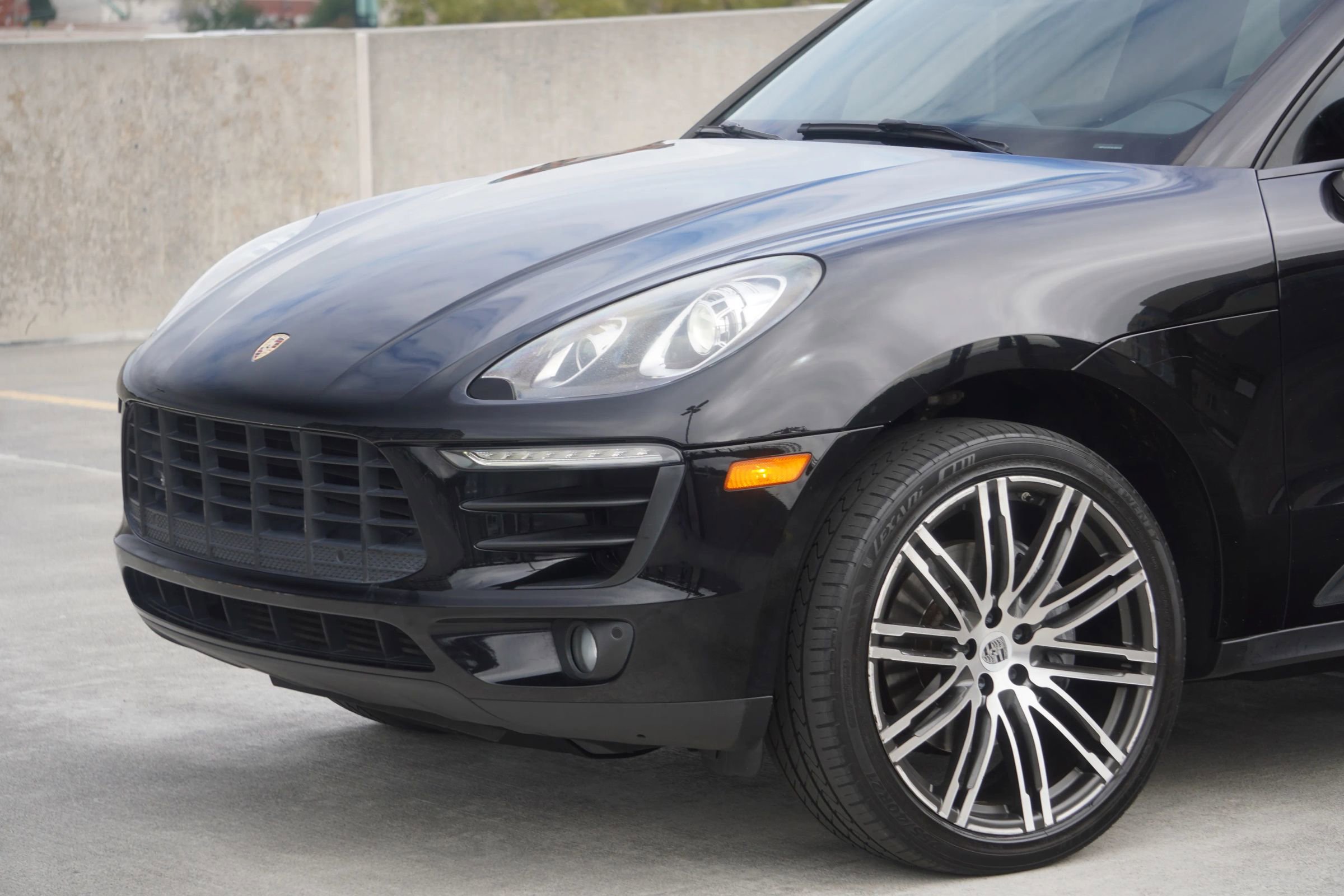 Used 2017 Porsche Macan image 10