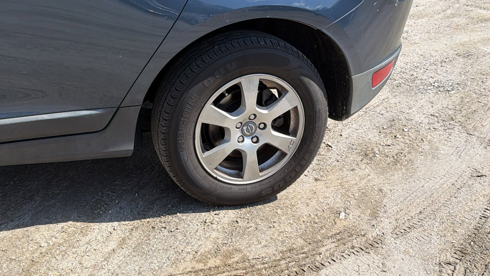 Used 2011 Volvo XC60 3.2 R-Design image 12