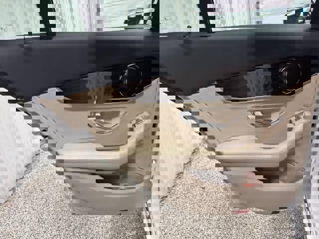 Used 2018 Mercedes-Benz C 300 4MATIC Sedan image 26