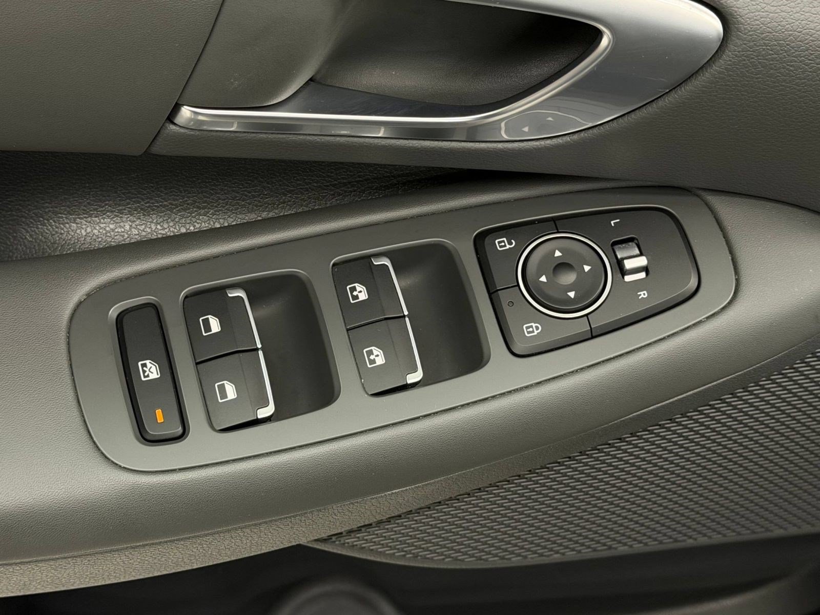 Used 2022 Hyundai Sonata SEL FWD image 28