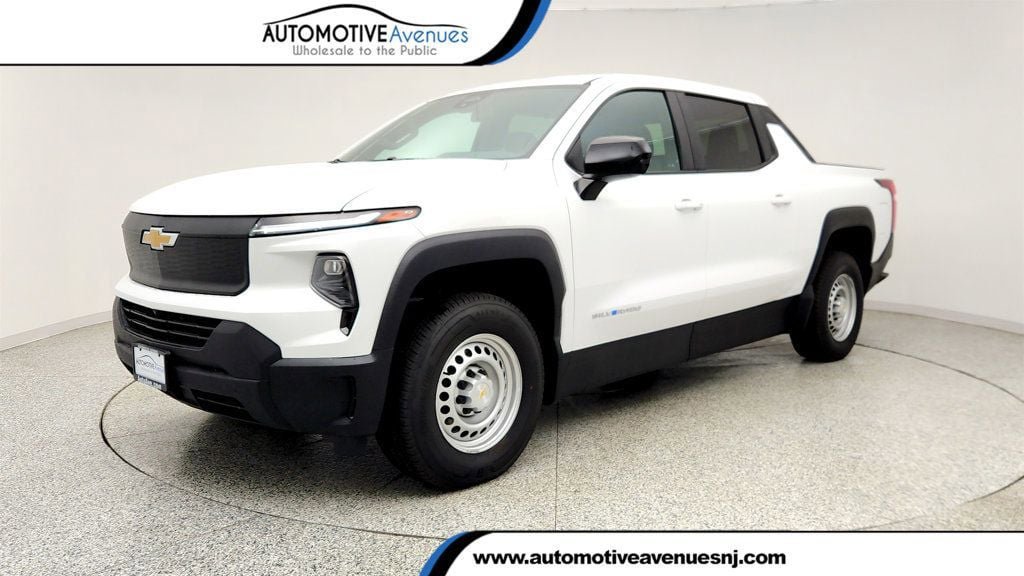 Used 2024 Chevrolet Silverado EV W/T AWD/4WD image 1