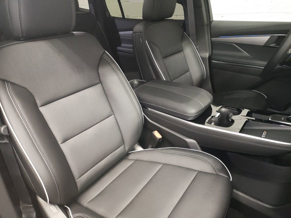 New 2026 Buick Enclave Preferred w/ Power Package image 9