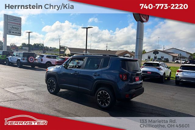 Used 2023 Jeep Renegade Trailhawk AWD/4WD image 5