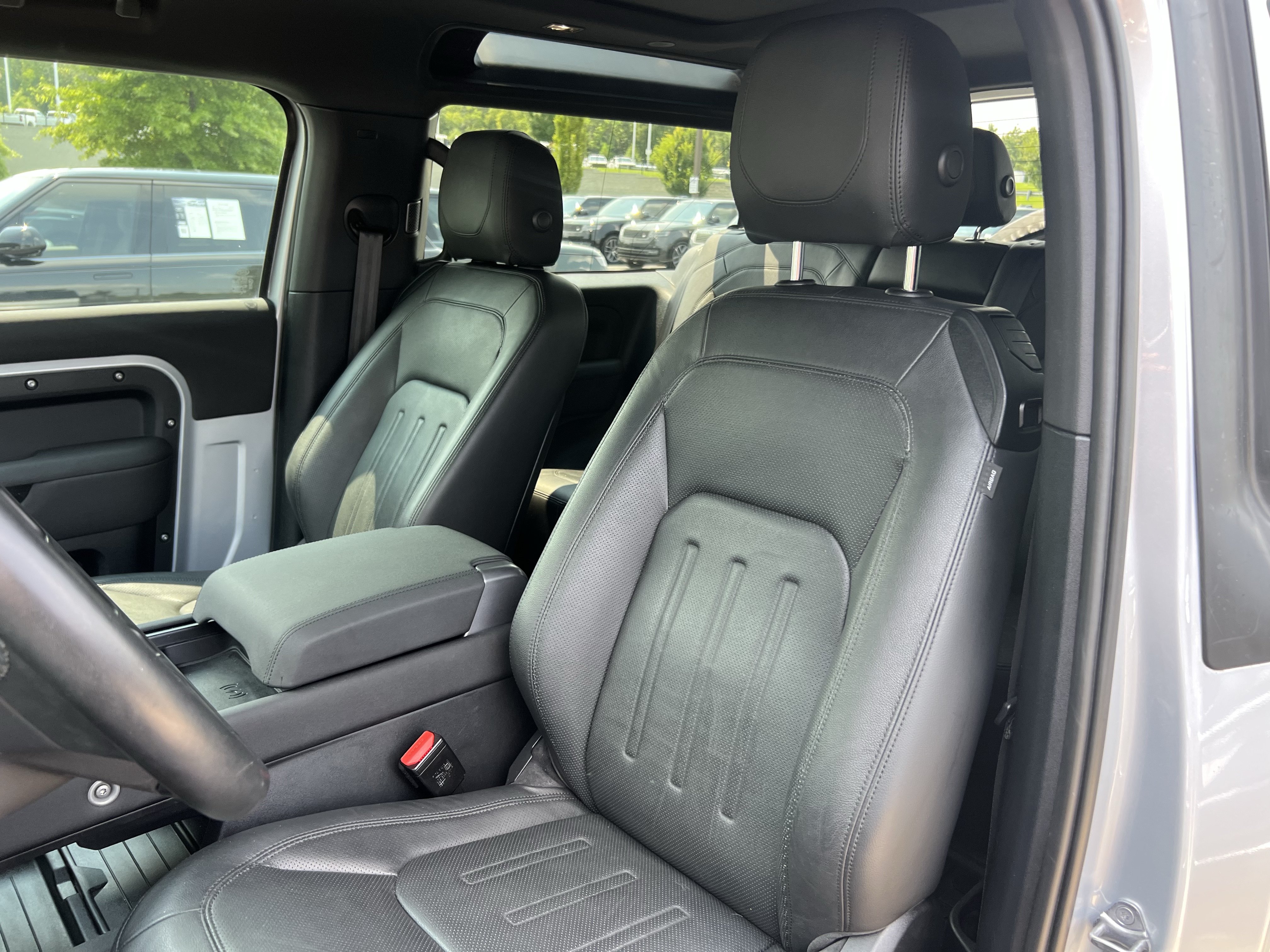 Used 2021 Land Rover Defender 90 S AWD/4WD image 16