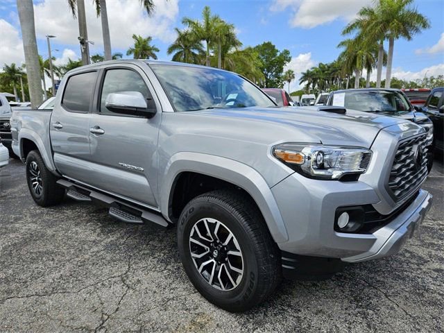 Used 2023 Toyota Tacoma TRD Sport image 11