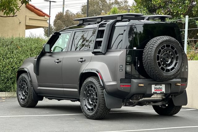New 2026 Land Rover Defender 110 AWD/4WD image 3