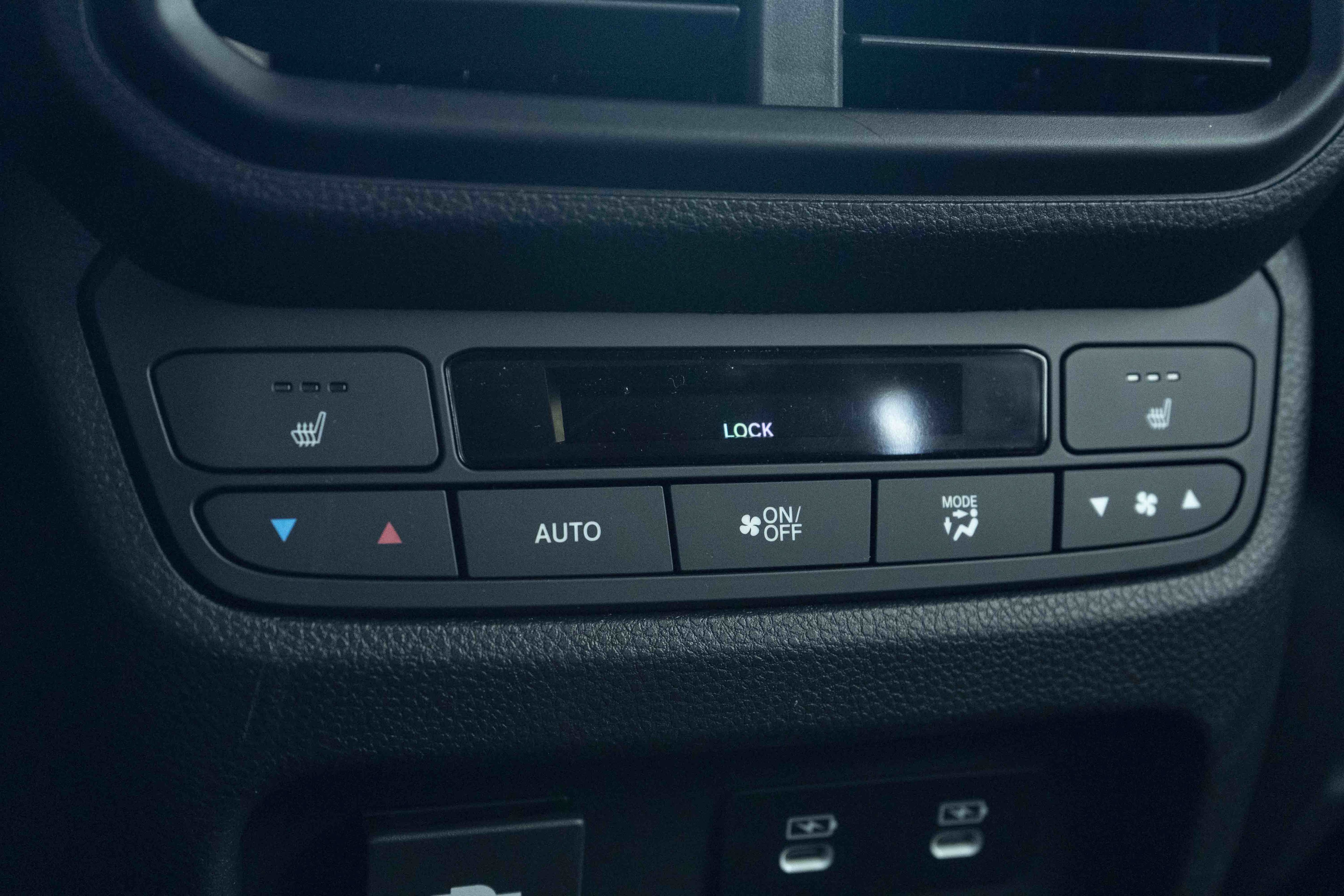 Used 2026 Honda Pilot Black Edition image 42