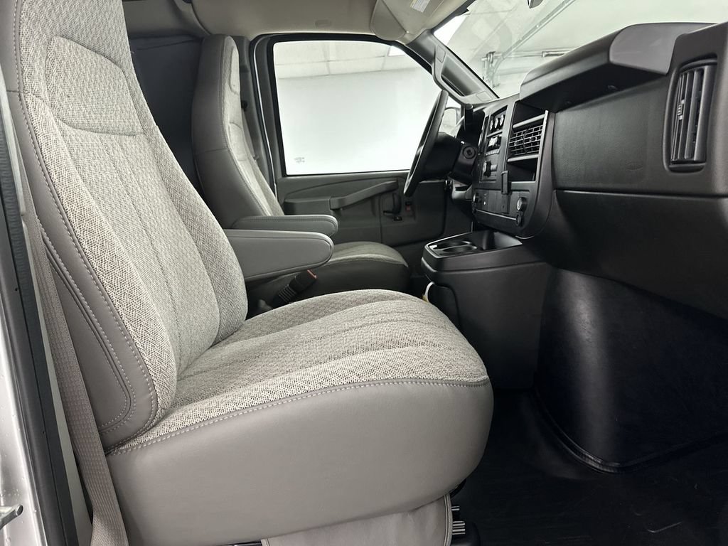 New 2026 Chevrolet Express 3500 Extended w/ Driver Convenience Package RWD image 18