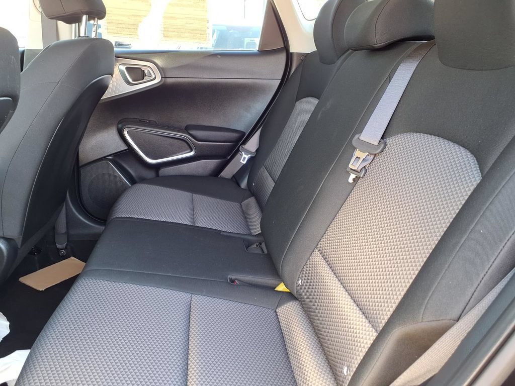 Certified 2025 Kia Soul S FWD image 9