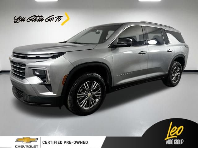 Used 2026 Chevrolet Traverse LT w/ Driver Confidence Package AWD/4WD image 1